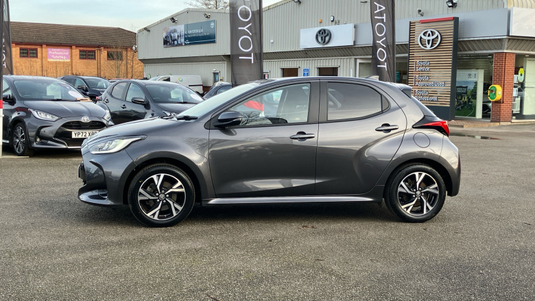 Toyota Yaris 1.5 Hybrid Design 5dr CVT Hybrid Hatchback